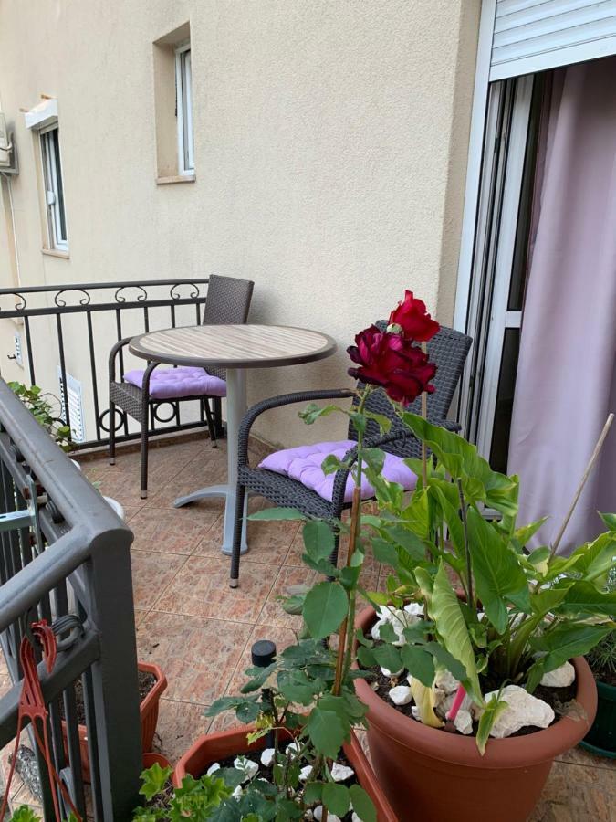 Apartmani Krgusic Τίβατ Εξωτερικό φωτογραφία
